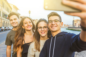 taking selfi - Copyright – Stock Photo / Register Mark